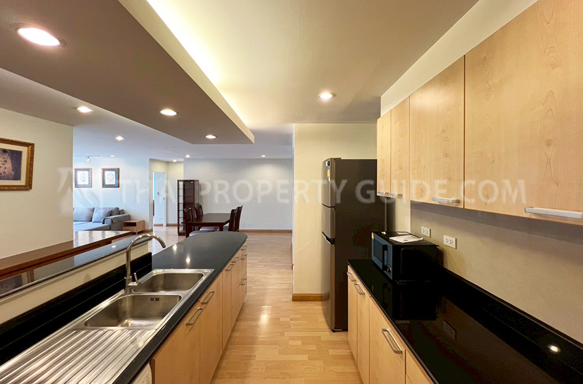 Apartment in Ploenchit 