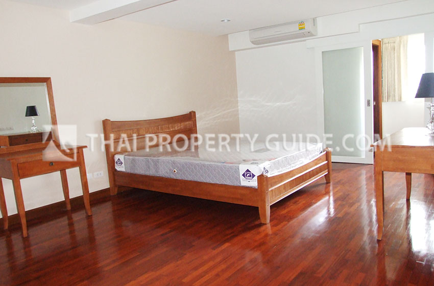 Apartment in Ploenchit 