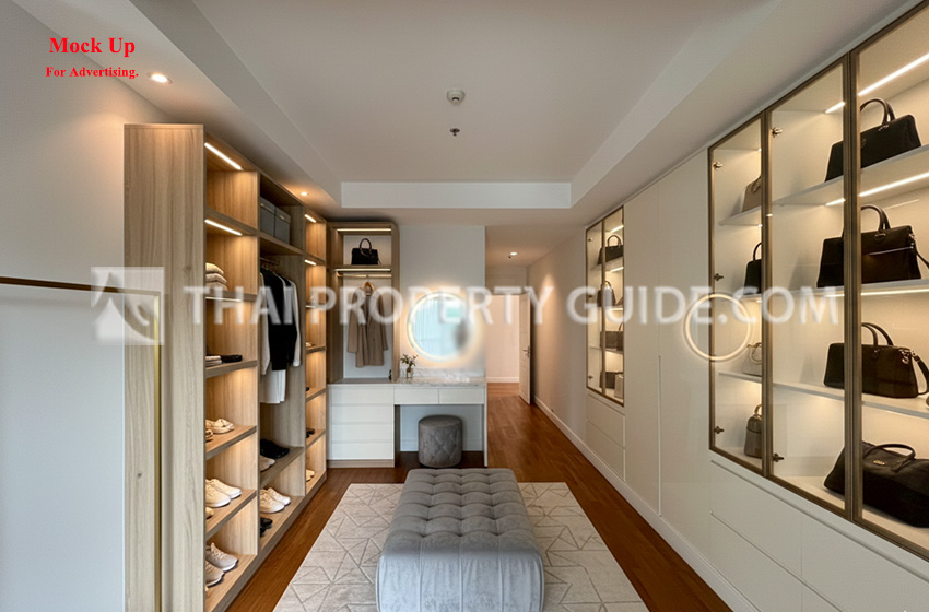 Apartment in Ploenchit 