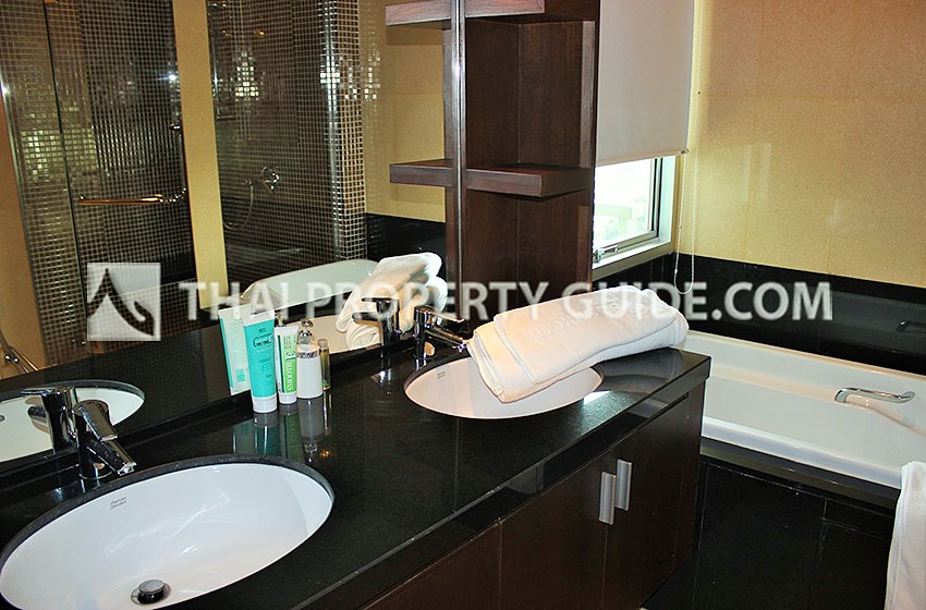Apartment in Ploenchit 