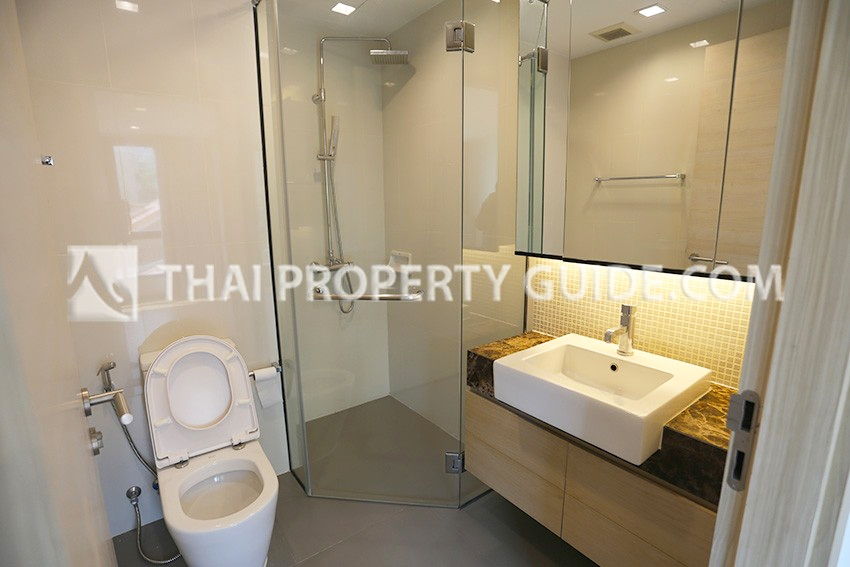 Apartment in Ploenchit 