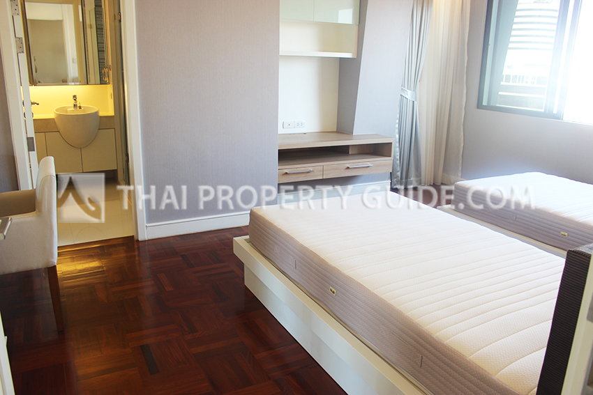Apartment in Ploenchit 