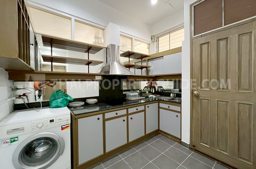 Apartment in Ploenchit 
