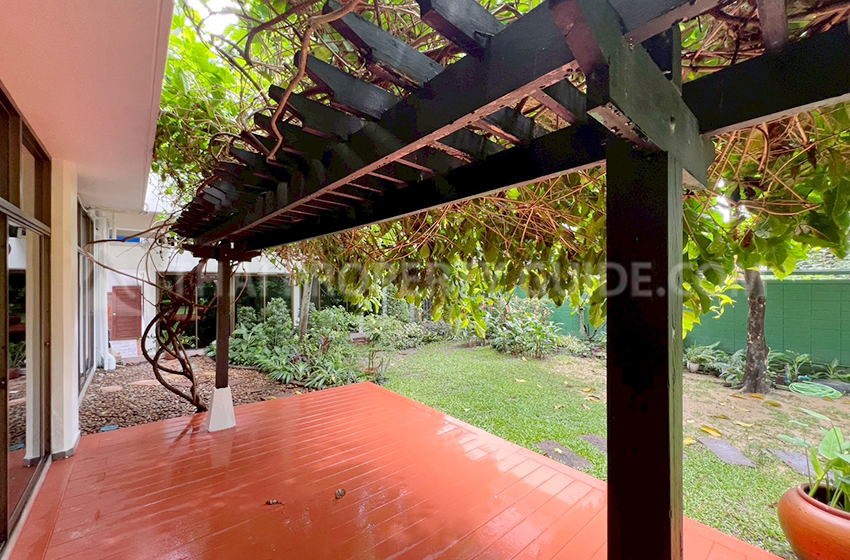 Apartment in Ploenchit 