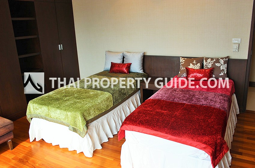 Apartment in Ploenchit 