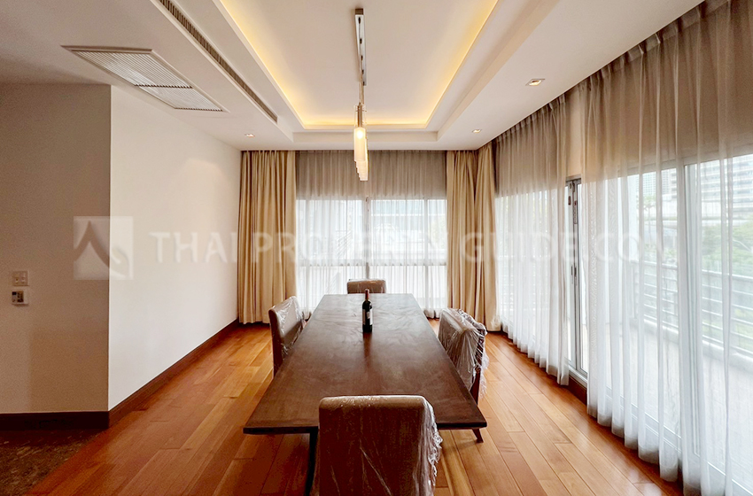 Apartment in Ploenchit 