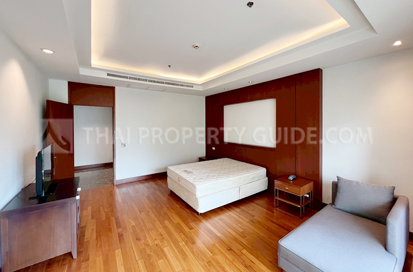 Apartment in Ploenchit 