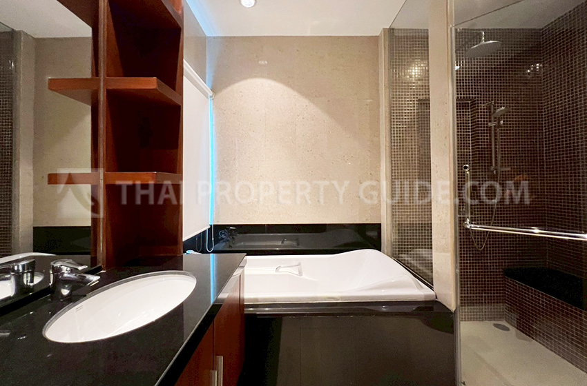 Apartment in Ploenchit 