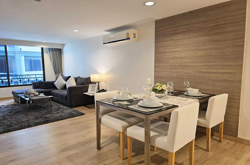 Apartment for rent in Ploenchit (near NIST International School)