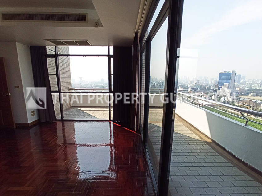 Apartment in Rama​ 9​ -​ Ramintra 