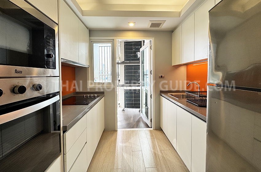 Apartment in Rama 9 
