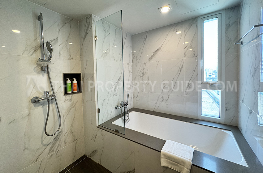 Apartment in Rama 9 