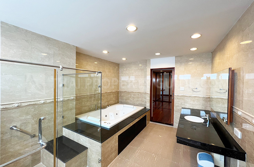 Apartment in Sathorn 