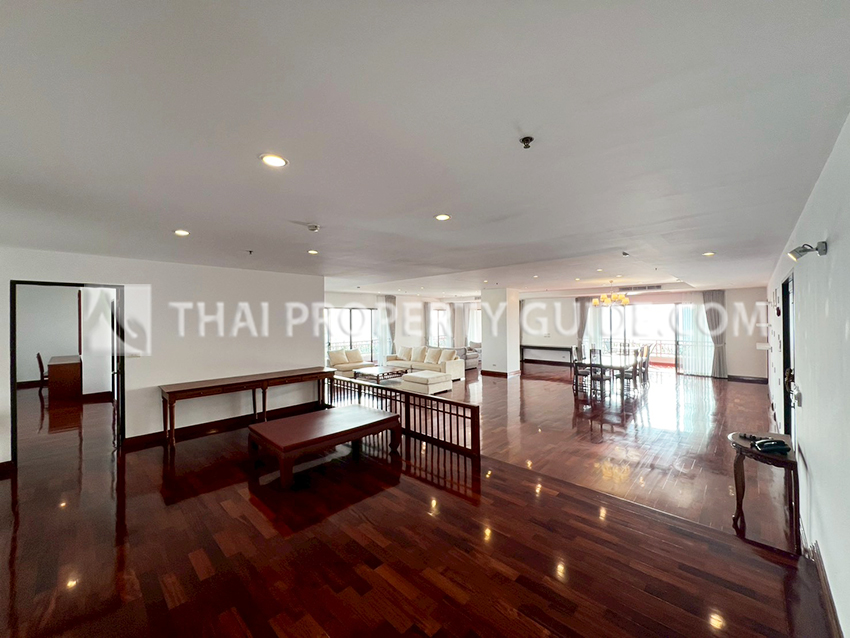 Apartment in Sathorn 