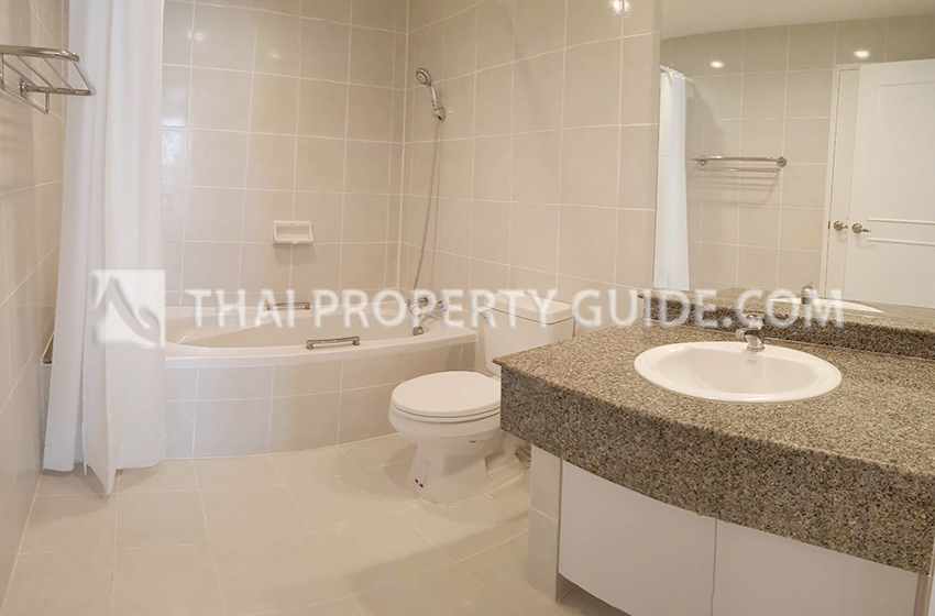 Apartment in Sathorn 