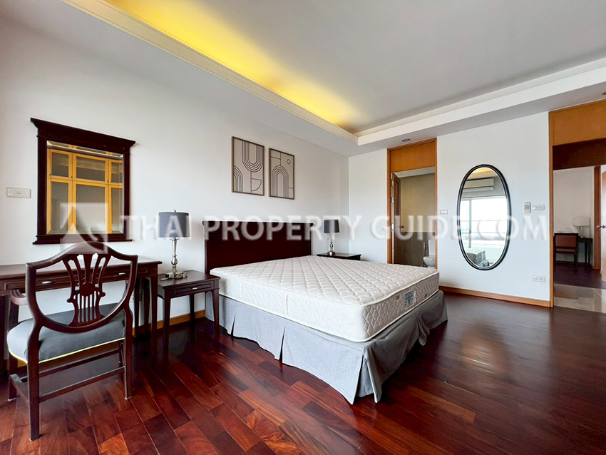 Apartment in Sathorn 