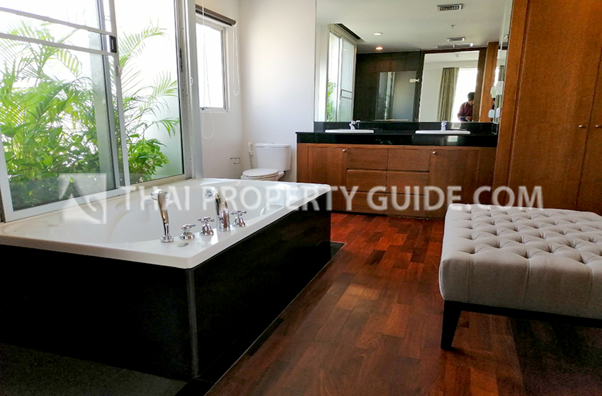 Apartment in Sathorn 