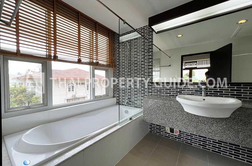 Apartment in Sathorn 