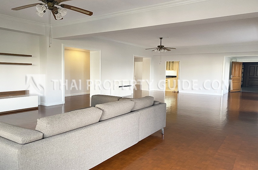 Apartment in Sathorn 