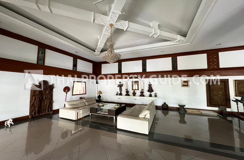 Apartment in Sukhumvit 