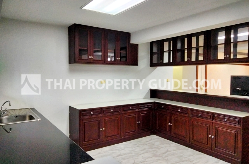 Apartment in Sukhumvit 