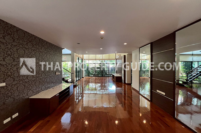 Apartment in Sukhumvit 
