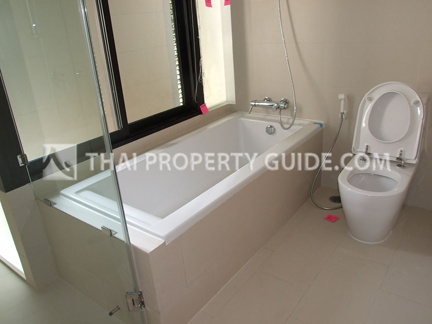 Apartment in Sukhumvit 