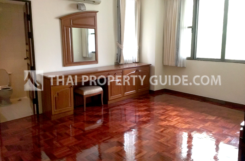 Apartment in Sukhumvit 