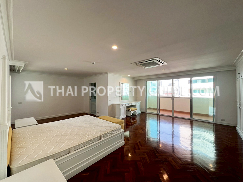 Apartment in Sukhumvit 