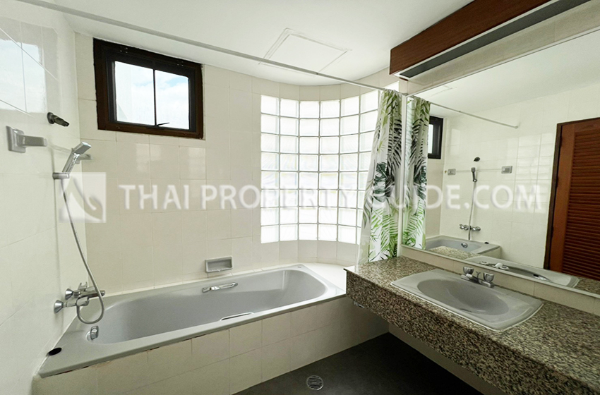 Apartment in Sukhumvit 