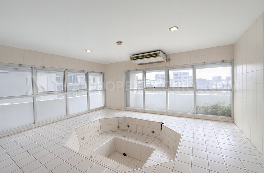 Apartment in Sukhumvit 