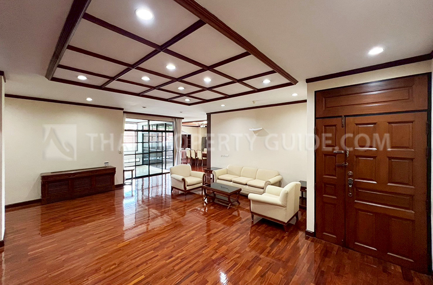 Apartment for rent in Sukhumvit (near NIST International School)