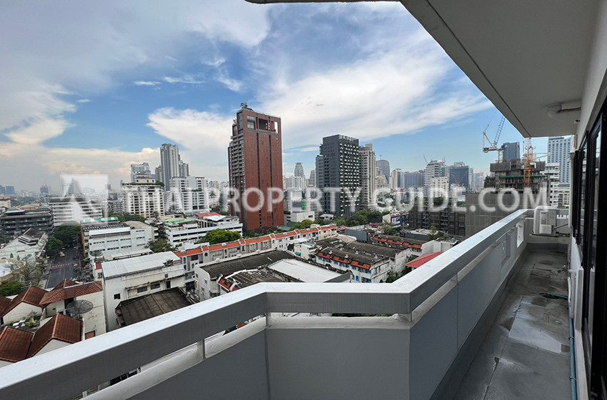Apartment in Sukhumvit 