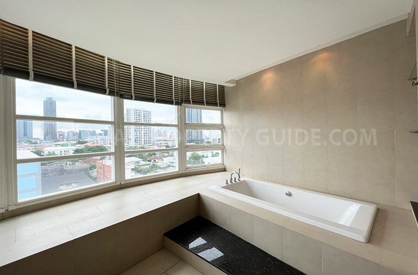 Apartment in Sukhumvit 