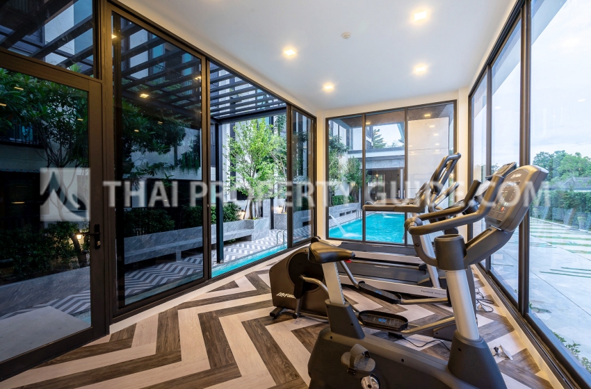 Condominium in Chaengwattana (near Nichada Thani) 