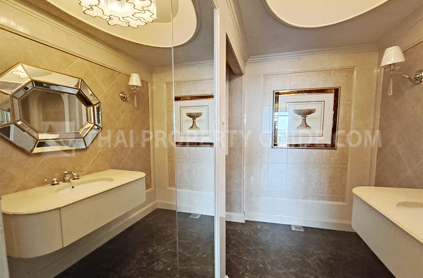 Condominium in Nichada Thani 