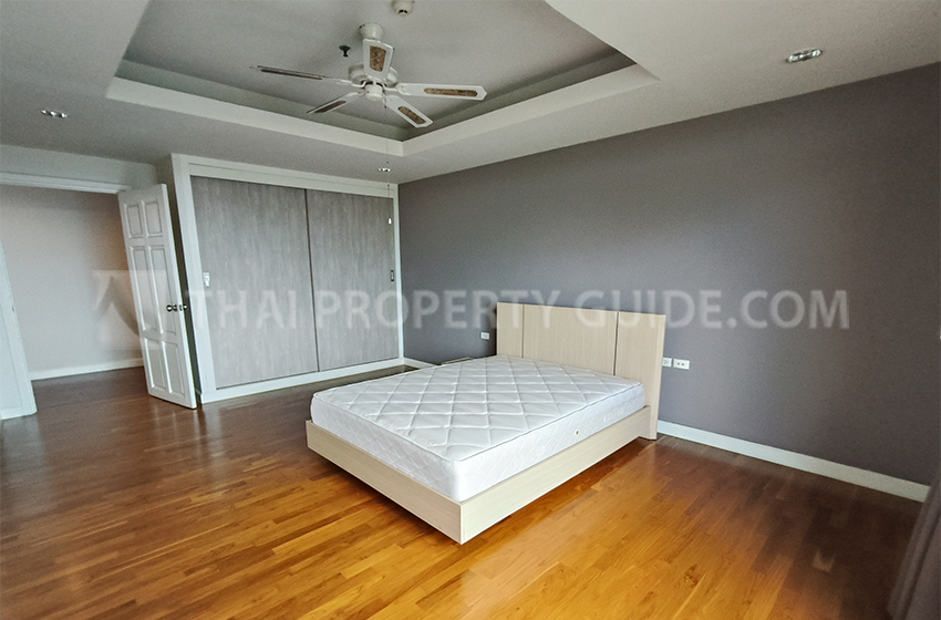 Condominium in Nichada Thani 