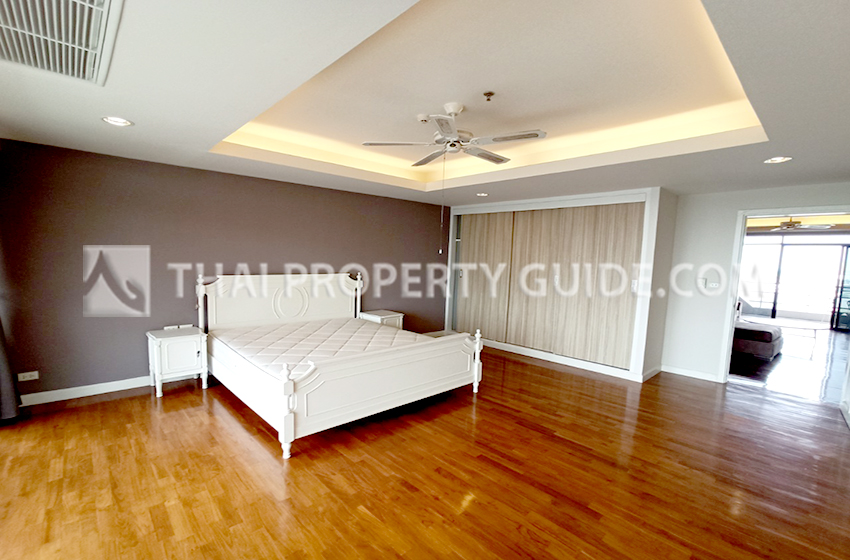Condominium in Nichada Thani 