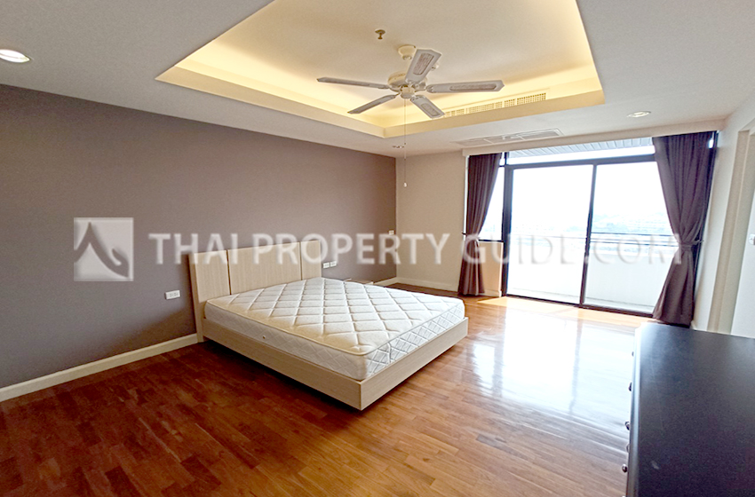 Condominium in Nichada Thani 