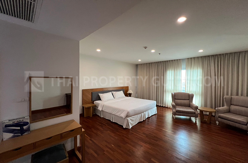 Condominium in Nichada Thani 