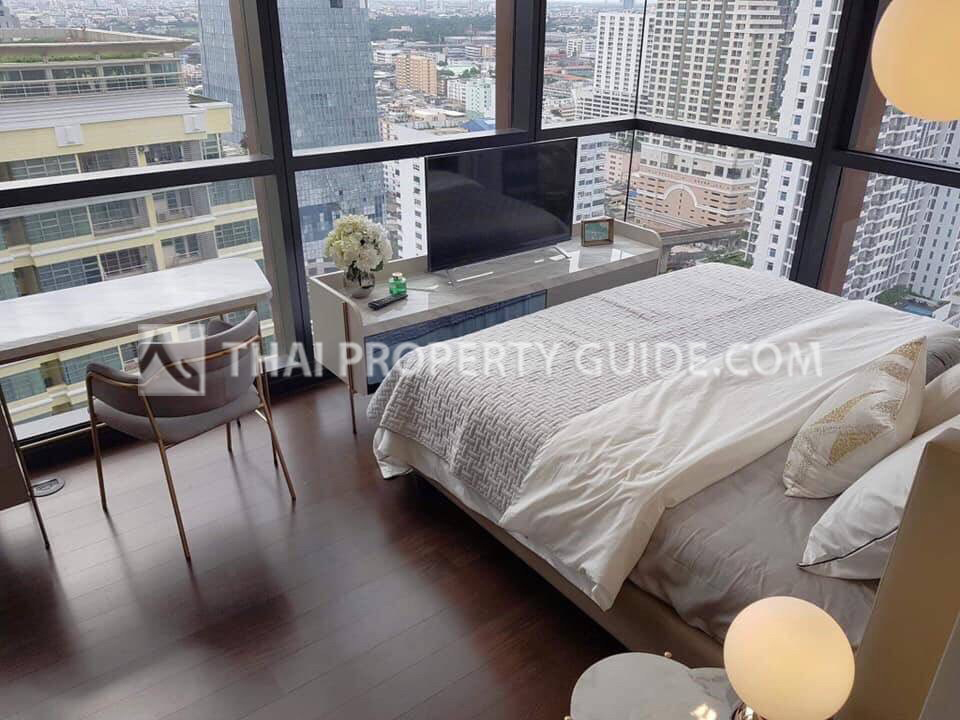 Condominium in New Petchburi 
