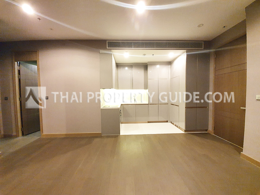 Condominium in New Petchburi 