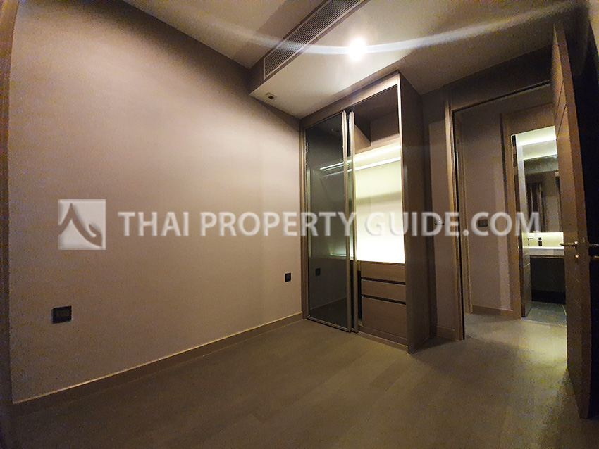 Condominium in New Petchburi 