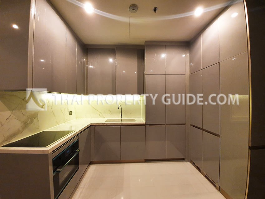 Condominium in New Petchburi 