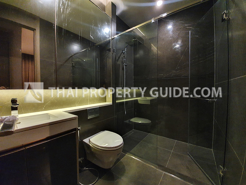 Condominium in New Petchburi 