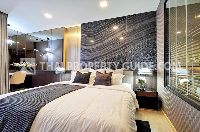 Condominium in New Petchburi 