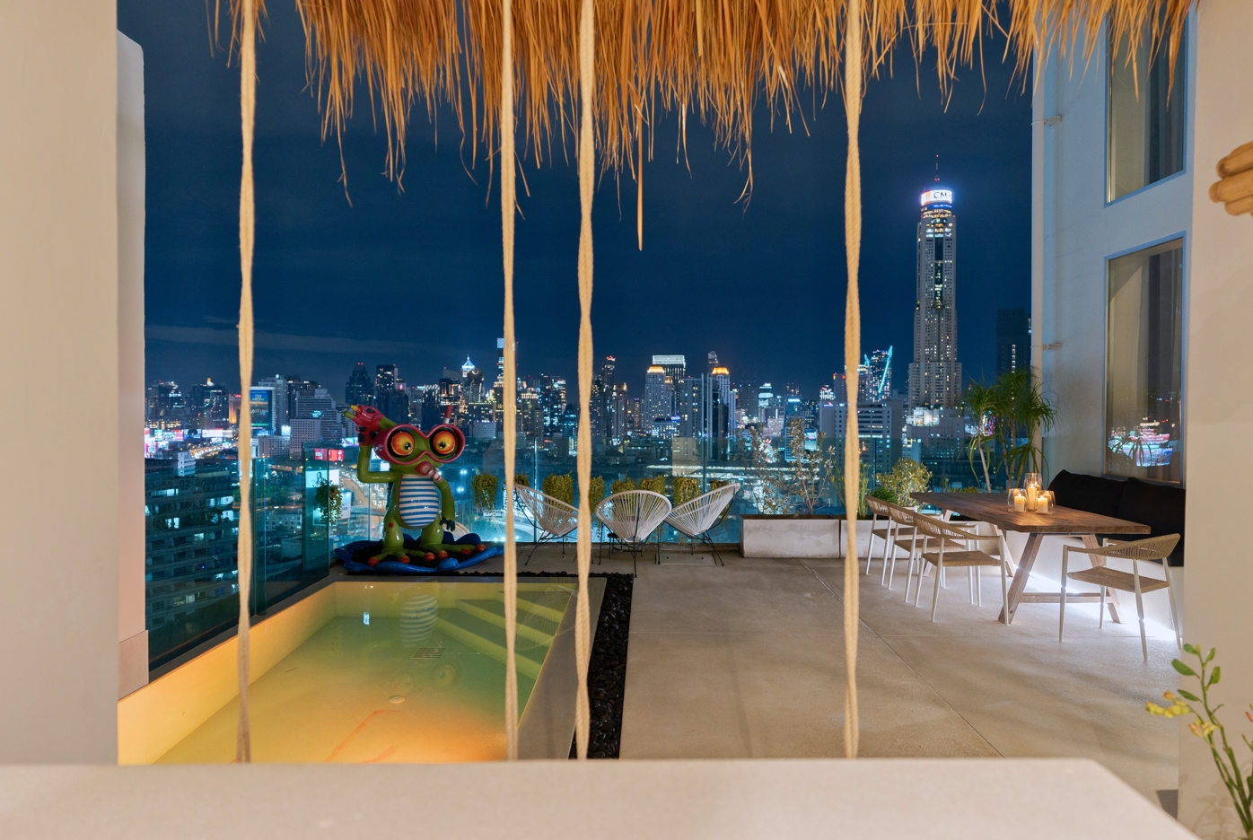 Condominium in New Petchburi 