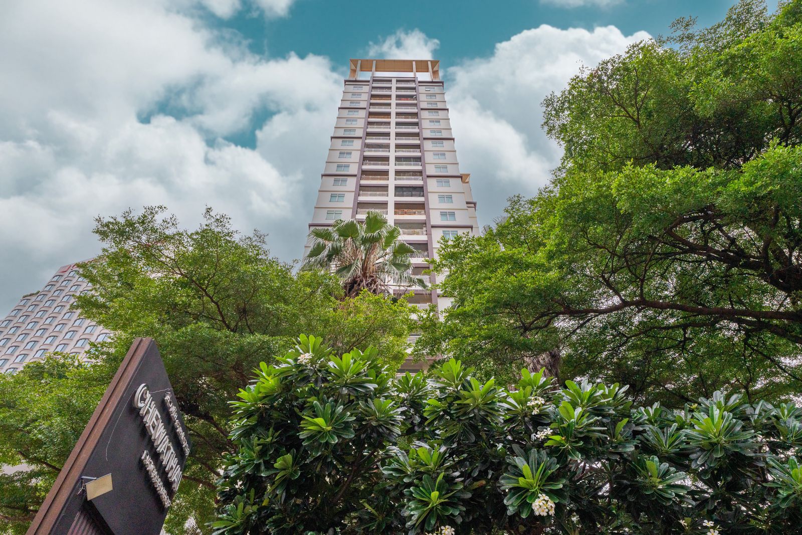 Condominium in New Petchburi 