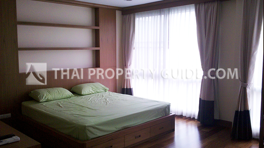 Condominium in Phaholyothin 