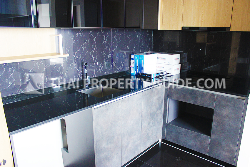 Condominium in Phaholyothin 